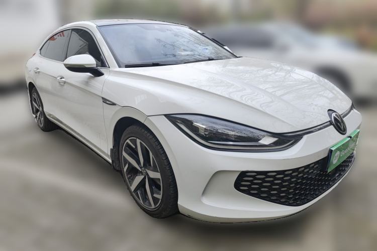 Used Volkswagen Lamando 2023 Lavida L 280TSI DSG Cool & Spicy Edition Front Right 45 Deg