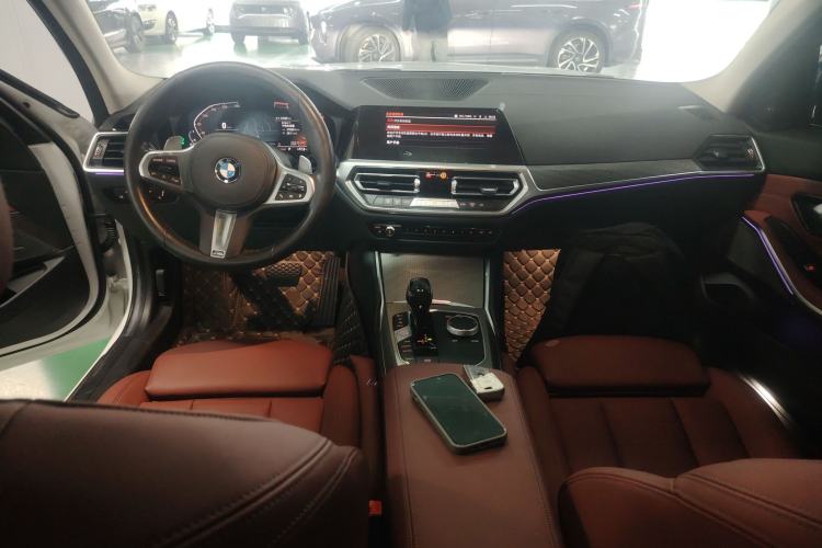 Used BMW 3 Series 2021 Second Facelift 325Li M Sport Night Edition Package Center Console