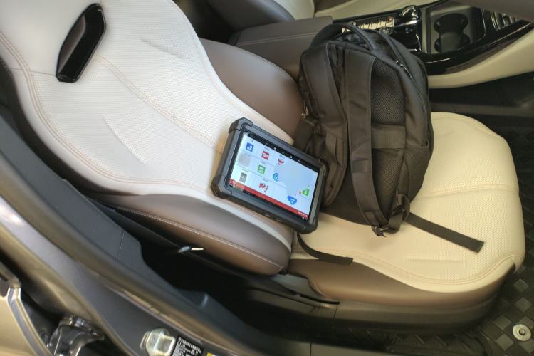 Used BYD Qin PLUS 2024 HONOR Edition DM-i 55KM Leading Model Right Front Seat