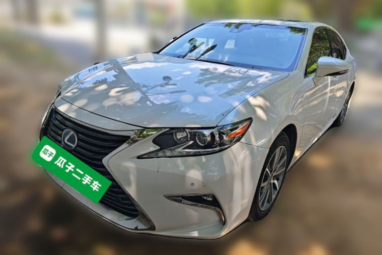 Used Lexus ES 2015 300h Comfort Edition Guazi used car, China used car export, Used car for sale, Used  cars, Cheapest cars for sale