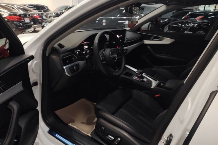 Used Audi A4L 2024 40 TFSI Fashion Dynamic Model