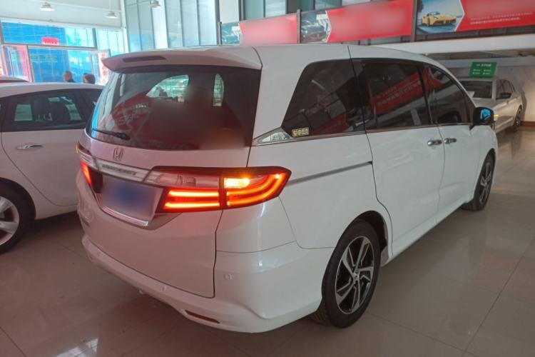 Used Honda Odyssey 2017 2.4L Luxury Edition
