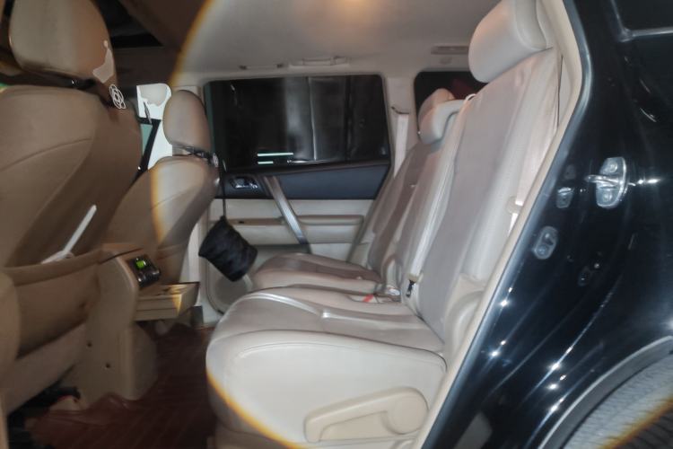 Used Toyota Highlander 2012 2.7L Two-Wheel Drive 7-Seater Luxury Edition
