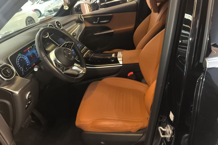 Used Mercedes-Benz GLC 2023 GLC 260 L 4MATIC Dynamic Edition 5-seater