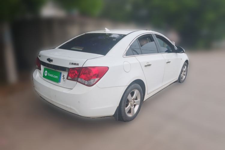 Used Chevrolet Cruze 2013 1.6L SE MT Rear Right 45 Deg
