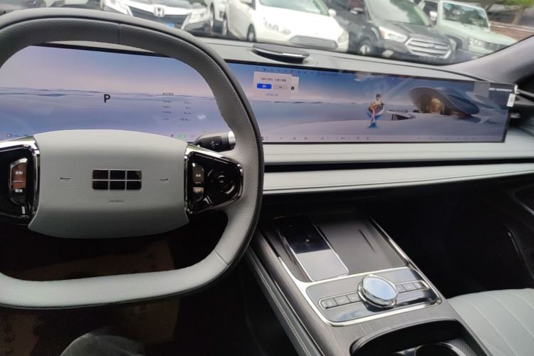 Used Geely Galaxy E8 2025 700 km Long-Range Intelligent Driving Version
