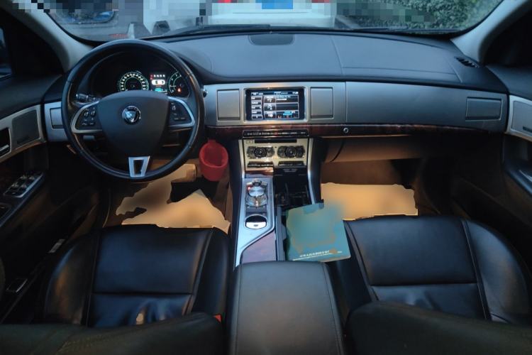 Used Jaguar XF 2015 XF 2.0T Luxury Edition