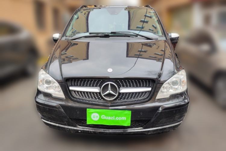 Used Mercedes-Benz Viano 2013 3.0L Navigator Edition