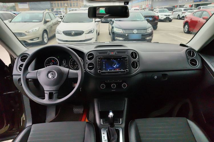 Used Volkswagen Tiguan L 2016 300TSI Automatic Two-Wheel Drive Trend Edition