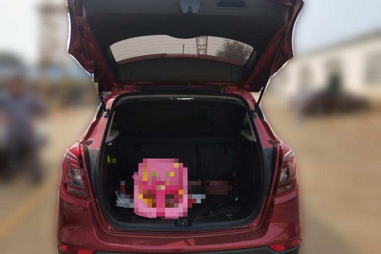 Used Buick Encore 2018 18T Automatic Two-Wheel Drive Urban Elite Model Trunk