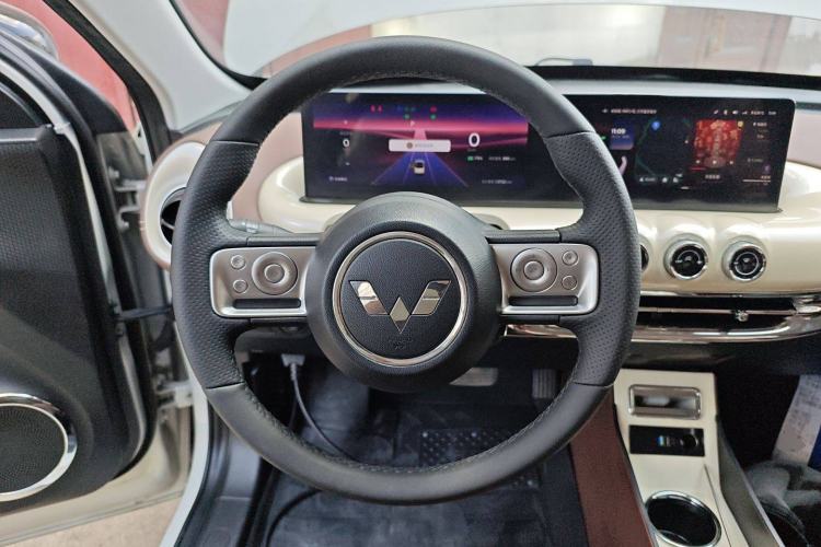 Used Wuling Bingo 2023 410 km Lingxi Deluxe Edition