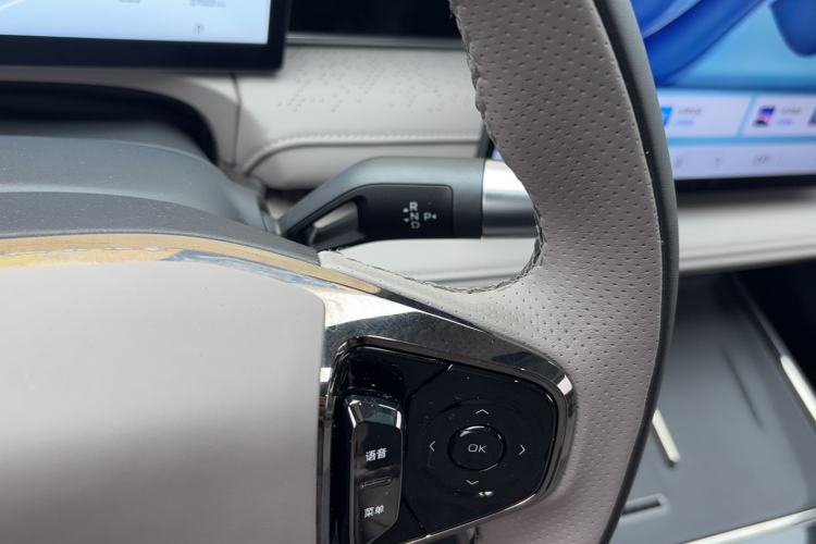 Used Geely Galaxy 8 2025 130km EM-i Flagship Edition Gear Lever