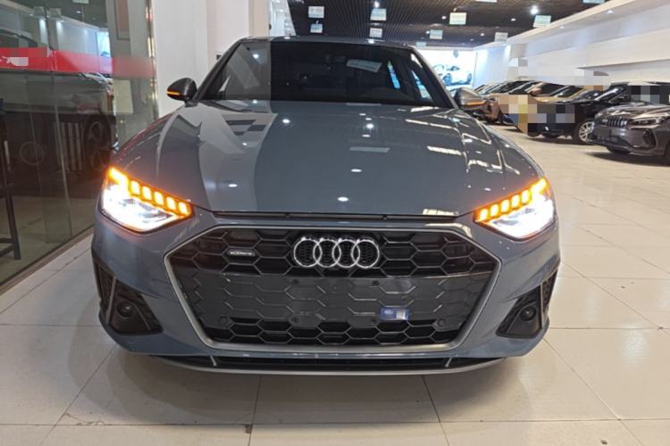 Used Audi A4L 2022 40 TFSI quattro RS Performance Package
