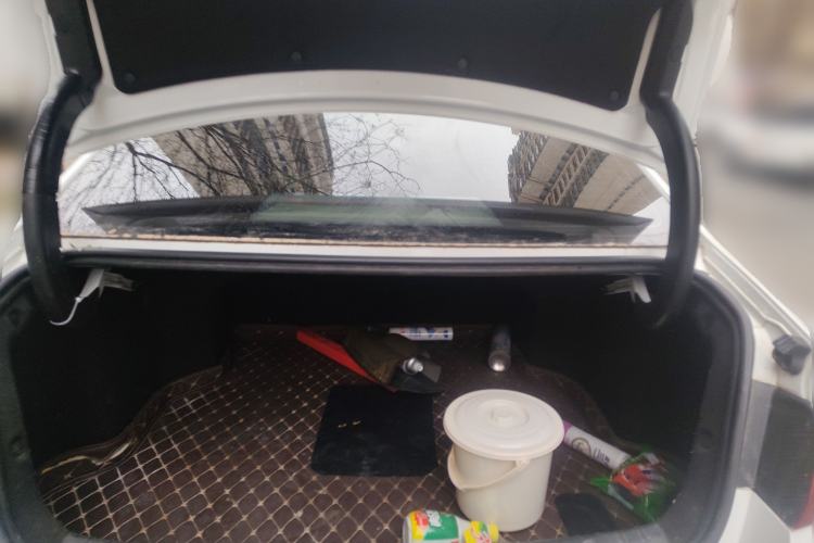 Used Geely Auto Emgrand GL 2018 1.8L Manual Elite Smart Connectivity Version
