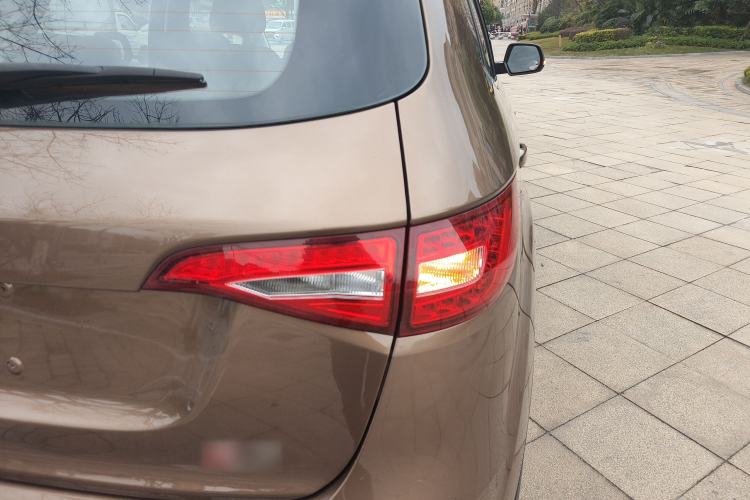 Used FAW Senya R7 2016 1.6L Manual Luxury Model