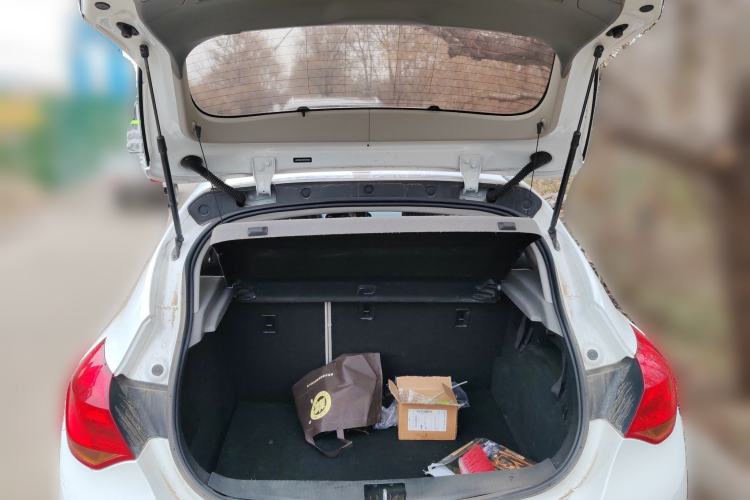 Used Buick GT 2012 XT 1.6L Manual Entry-Level Model
