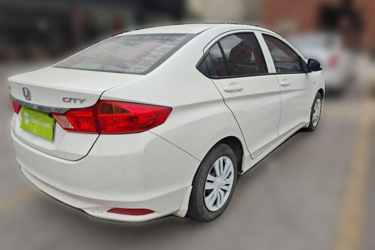 Used Honda City 2015 1.5L manual Comfort version