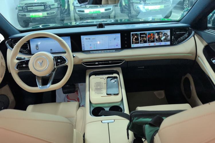 Used VOYAH FREE 2024 Ultra-Long Range Intelligent Driving Version Center Console