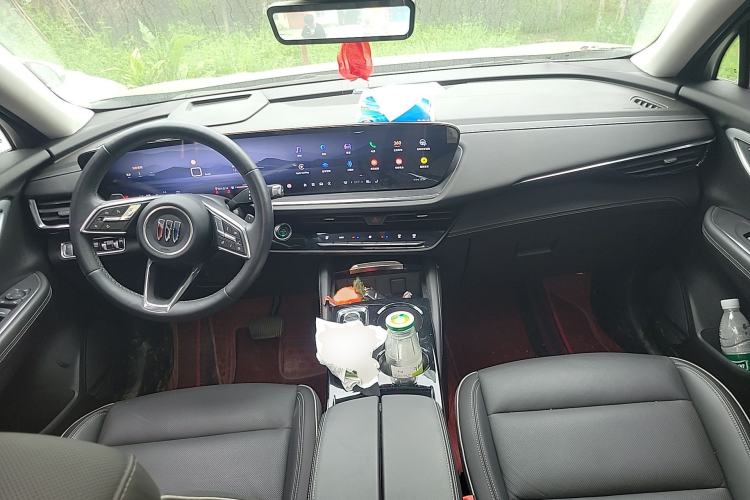 Used Buick Envision 2025 Encore Plus 28T Two-Wheel-Drive Platinum Edition