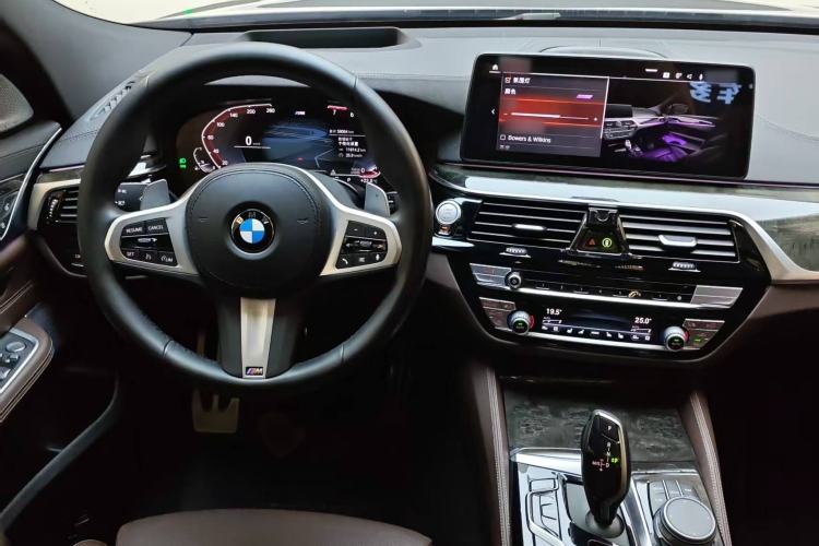 Used BMW 6 Series GT 2021 Revised Version 630i M Sport Touring Edition
