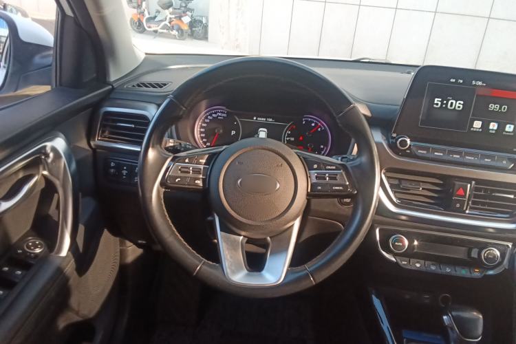 Used Kia Sportage R 2018 2.0L Automatic Smart Luxury Version China V Standard Steering Wheel