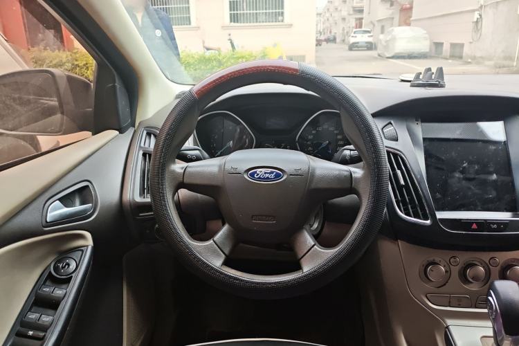 Used Ford Focus 2012 Sedan 1.6L Automatic Comfort Model