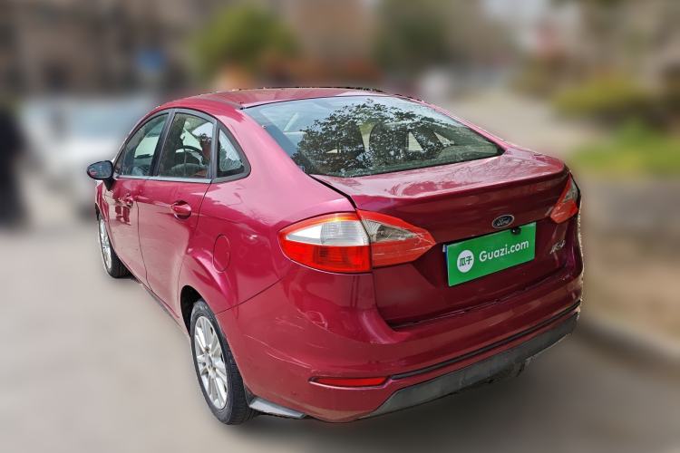 Used Ford Fiesta 2013 Sedan 1.5L Manual Fashion Edition
