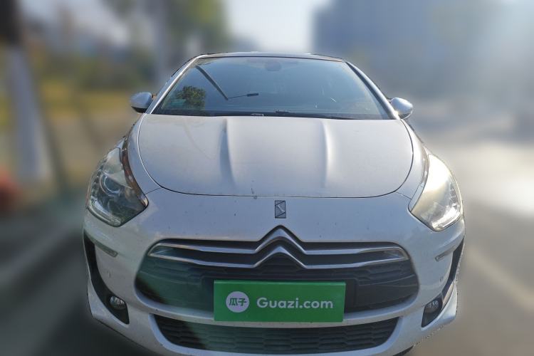 Used DS 5 2014 1.6T Luxury Edition THP160