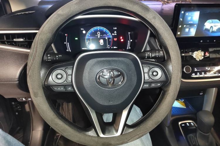 Used Toyota FRONTLANDER 2024 2.0L CVT Luxury Edition Steering Wheel