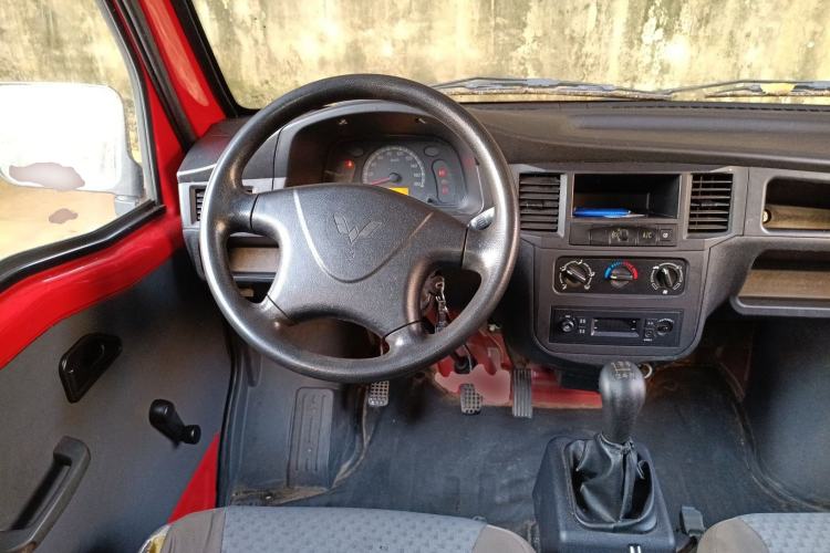 Used Wuling Zhiguang 2020 1.2L Practical Model China VI LSI
