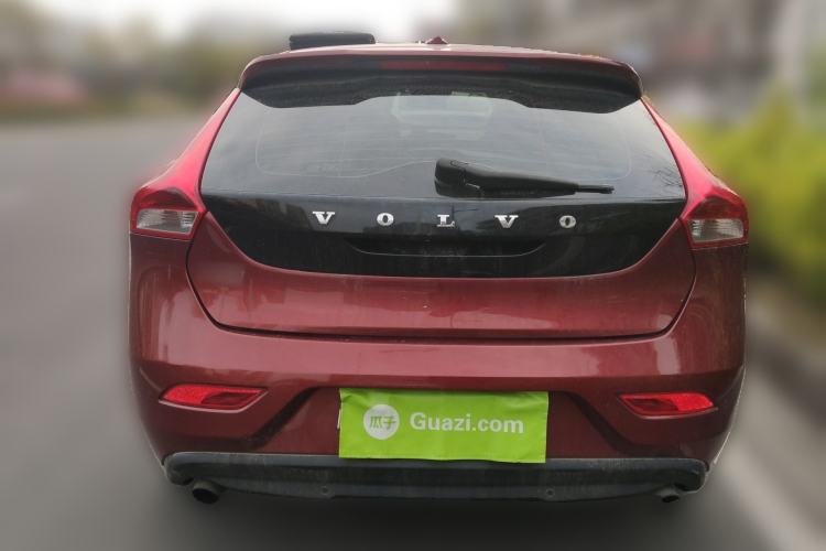 Used Volvo V40 2014 2.0T Zhiya Edition Rear