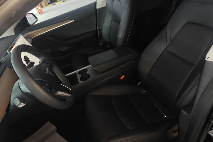 Used Tesla Model 3 2022 Rear-Wheel-Drive Version
