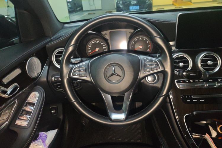 Used Mercedes-Benz GLC 2018 Facelift GLC 260 4MATIC Luxury Edition