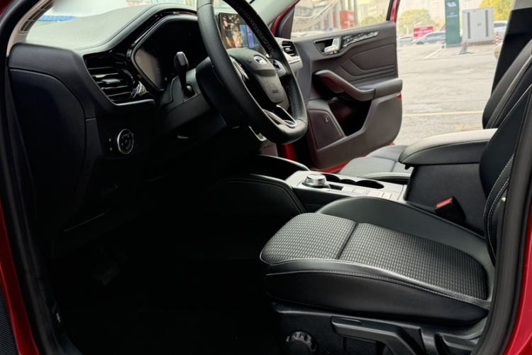 Used Ford Focus 2021 Hatchback EcoBoost 180 Automatic Titanium Edition