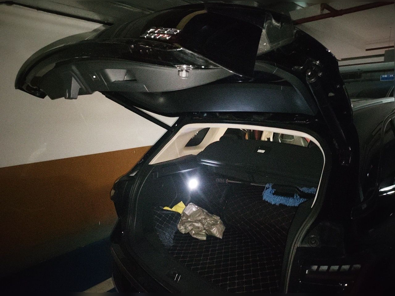 Hongqi HS3 2023 1.5T Two-Wheel Drive Shanwei Edition — снимка 19