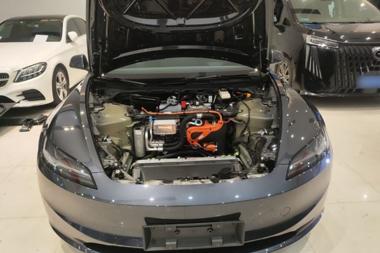 Used Tesla Model 3 2023 Rear-Wheel-Drive Version