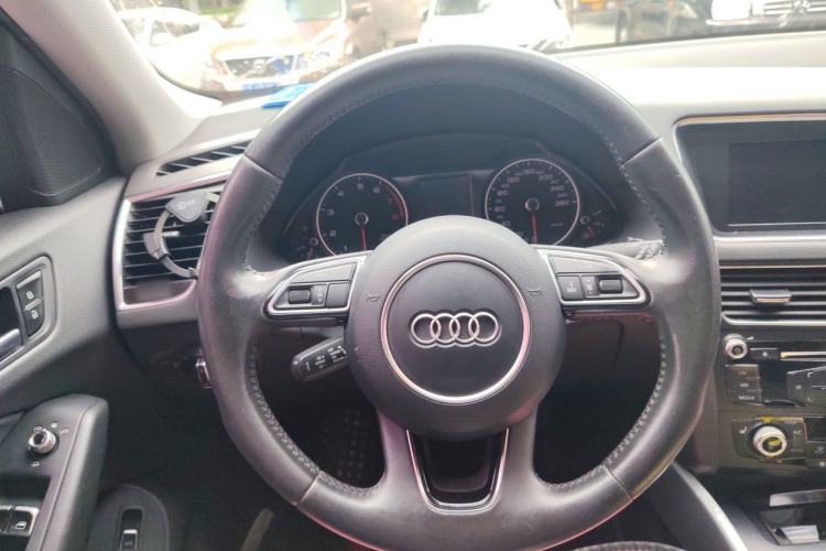 Używany Audi Q5 2015 40 TFSI Technology Edition