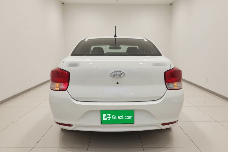 Used Hyundai Verna (older generation) 2017 1.4L Manual Refreshed Version China VI Standard Rear