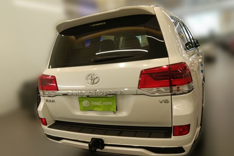 Used Toyota Land Cruiser  Rear