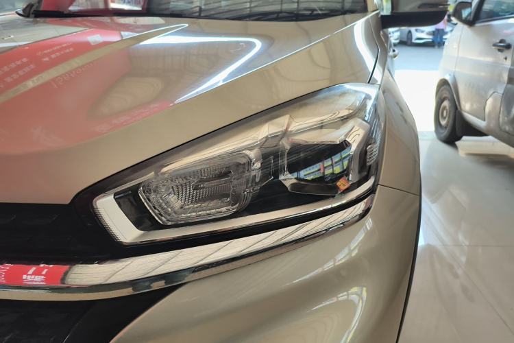 Used Chery Tiggo 8 2018 1.5 TCI Automatic Luxury Model 5 Seats Left Front Headlight