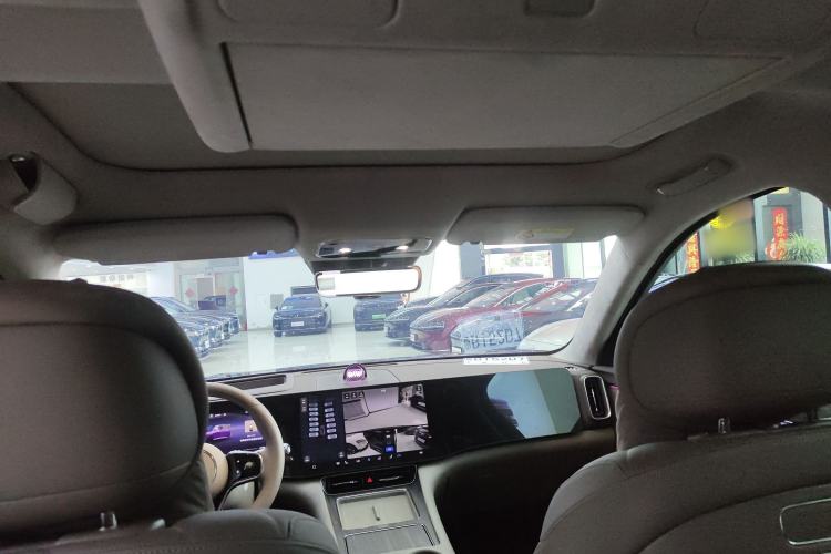 Used Hima AITO M8 2025 Model Pure Electric Max+ Six-Seat Four-Wheel-Drive Version