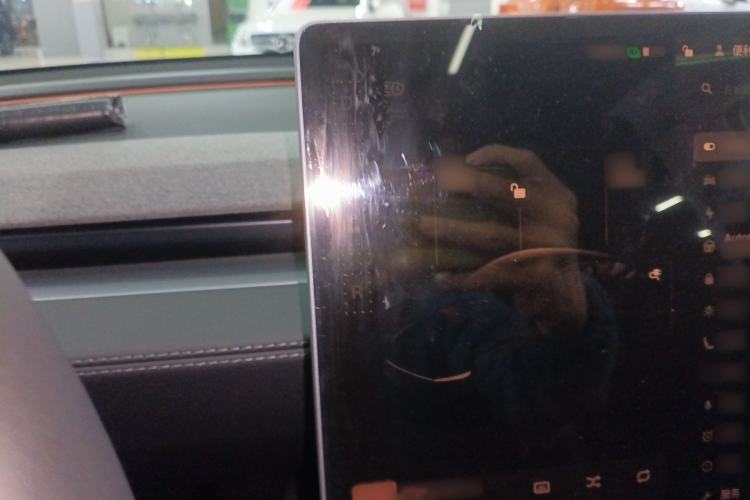 Used Tesla Model Y 2025 Rear-Wheel-Drive Version