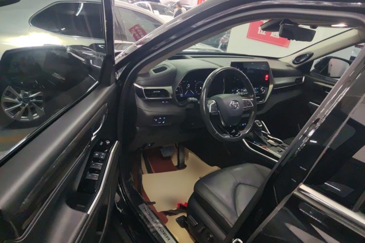 Used Toyota Highlander 2022 Dual-Engine 2.5L Four-Wheel Drive Supreme Edition 7-Seater Driver Seat