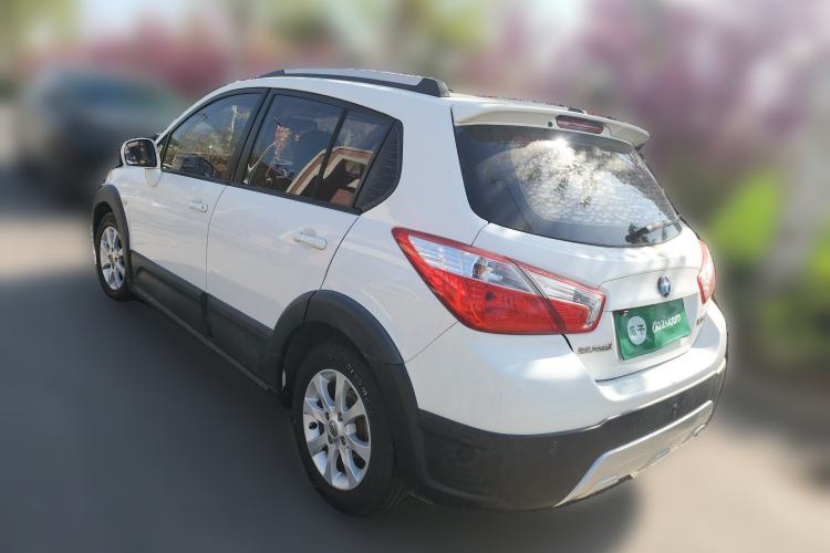 Used Venucia R50X 2013 1.6L Automatic Model
