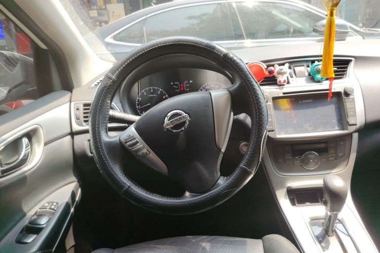 Used Nissan Sylphy 2014 1.6XV CVT Deluxe Edition