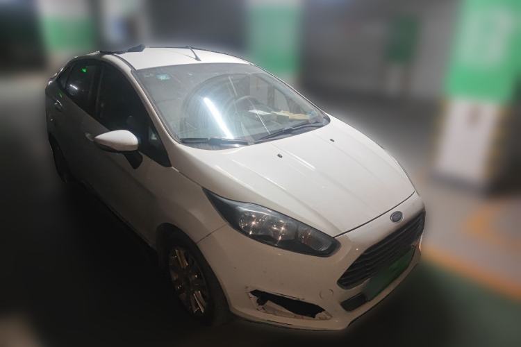 Used Ford Fiesta 2013 Sedan 1.5L Manual Fashion Edition
