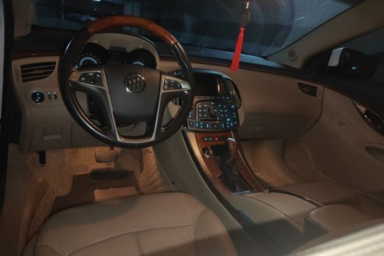 Used Buick LaCrosse 2012 2.4L SIDI Luxury Edition