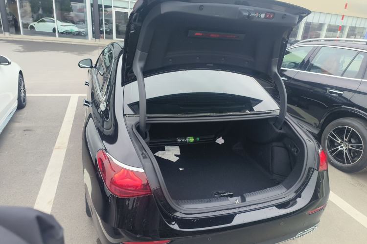 Used Mercedes-Benz E-Class 2025 Facelift E 300 L Fashion Edition
