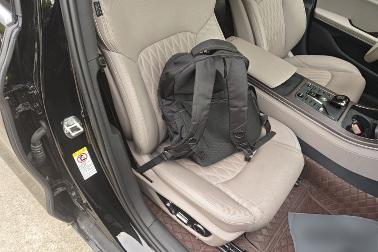 Used BYD Han 2025 EV Intelligent Driving Edition 701KM LiDAR Flagship Model
