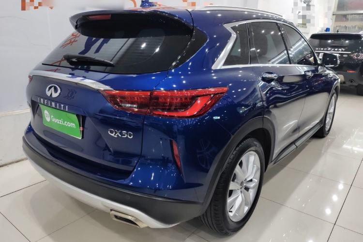 Used Infiniti QX50 2018 2.0T Two-Wheel Drive Fashion Edition Rear Right 45 Deg